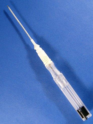 Teleflex Medical Radial Catheterization Set QuickFlash Artery Catheter Kit, 20G x 1.5" - RA-04220 - 1 Each