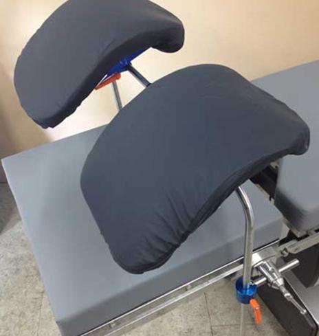 David Scott Company Adjustable Knee Support Crutches with Pads BD170 -