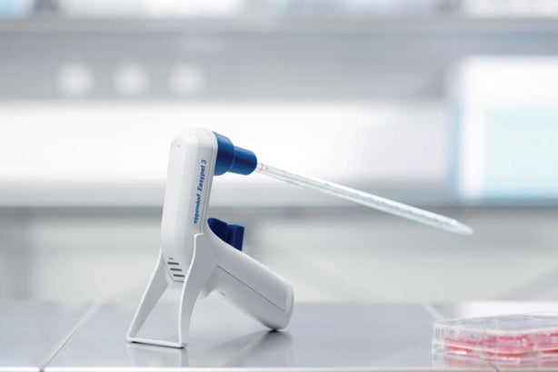 Eppendorf North America Electronic Pipet Aid Filler Easypet 3 Us - EPP1352 - 1 Each