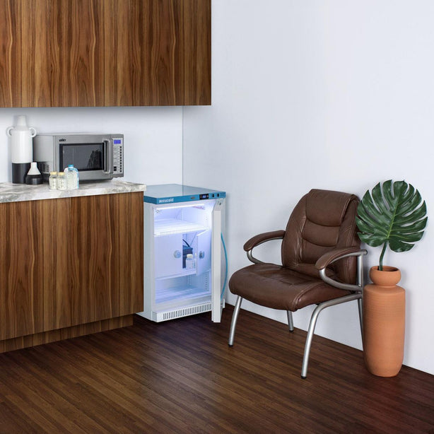 Summit Appliance MomCube Performance Breast Milk Refrigerators ARS6MLMCLK - 1.0 Each