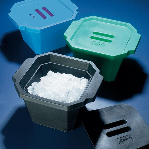 Globe Scientific Ice Bucket with Lid, 4.5L, black, 13(w) x 7.5(h)" (330x185mm) - GSIIBB001P