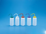 Heathrow Scientific HS120249 Color-Coded Wide-Mouth Wash Bottle, 500mL, Clear / Blue - MDL-HSFHS120249 - 6 Each