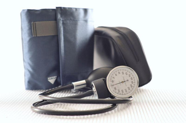 KERMA MEDICAL Premium Handheld Aneroid Sphygmomanometer, Blue, Child - 4230 - 1 Each
