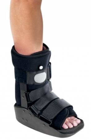 DJO Global 11-1380-3 MaxTrax Air Ankle Walker Brace, Size M - MDL-SDJ1113803 - 1 Each