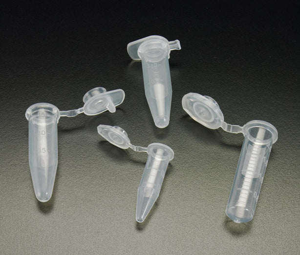 Simport Scientific Microcentrifuge 0.6 mL Graduated Tube with Flat Cap, Natural - T330-6LST - 5000 Each