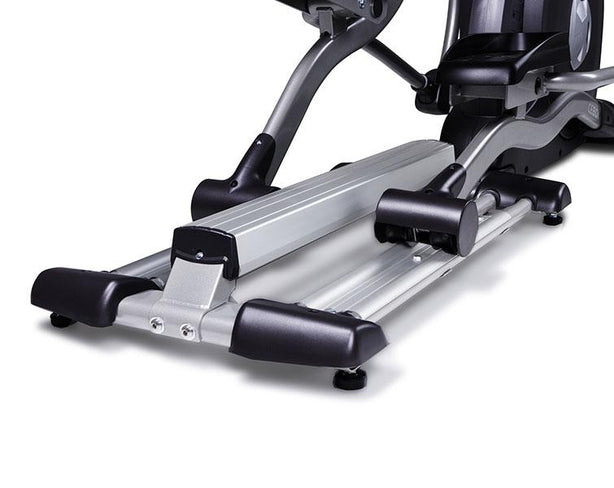 Spirit Fitness CE850 Elliptical Trainer with Adjustable Stride 137271 - 1.0 Each