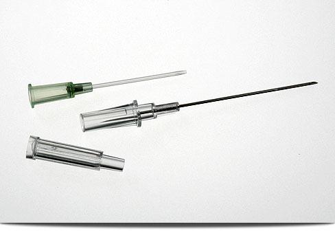 Terumo Medical Corporation SurFlash Polyurethane IV Catheters SR-FF1851 - 200.0 Each - MDL-TMOSRFF1851